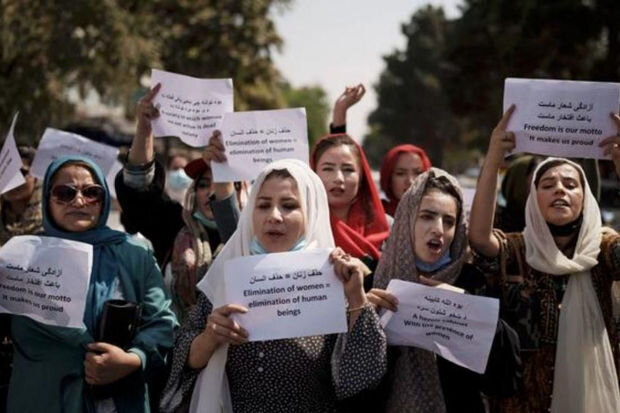İrandan "Taliban"a dəstək: Qadınların təhsil hüququ Əfqanıstanın daxili işidir
