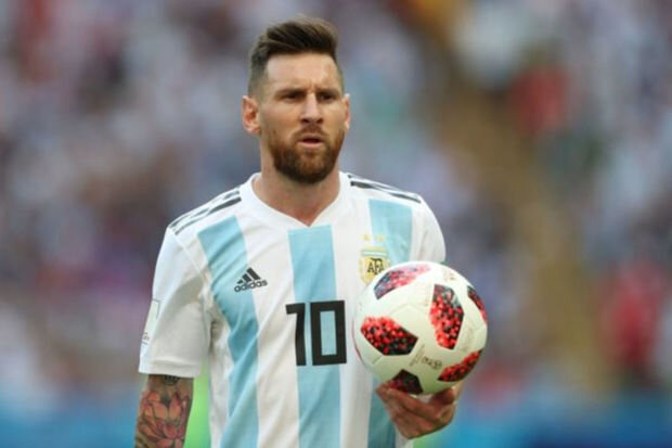 Messi Argentina millisini tərk etmək niyyətindən danışıb