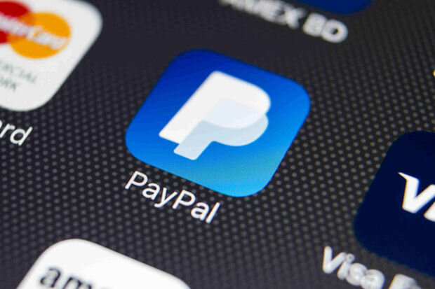 "PayPal" Rusiyada elektron pul kisələrini bloklayacaq