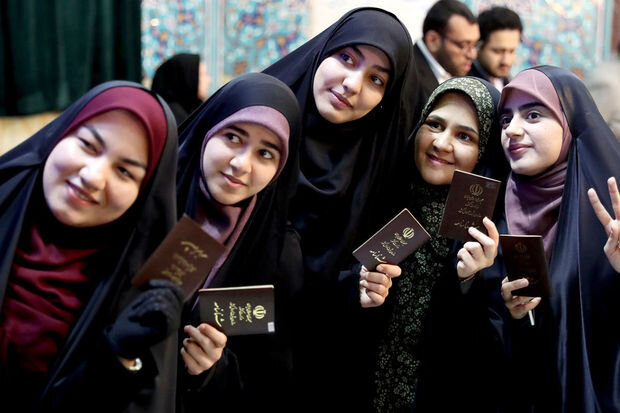 İranda qadınlara yeni qadağalar qoyuldu