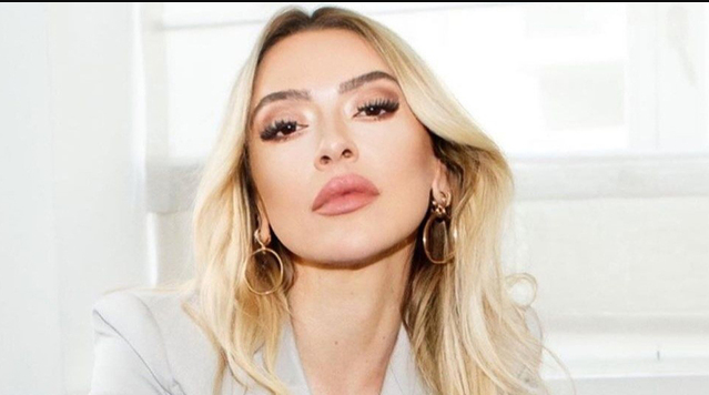 Hadise rejissor sevgilisi ilə- FOTO