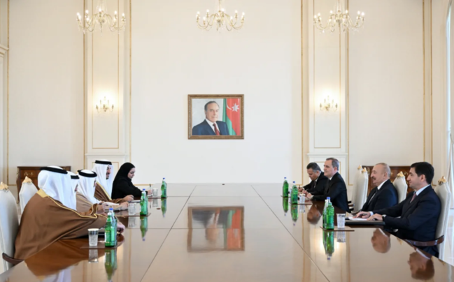Prezident İlham Əliyev Bəhreynin xarici işlər nazirini qəbul edib - Foto