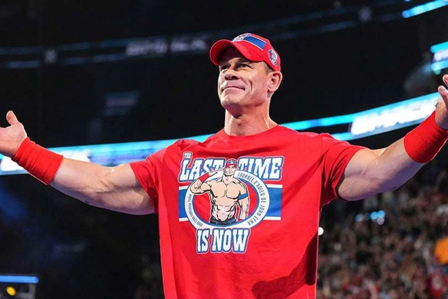 Məşhur amerikalı güləşçi peşəkar karyerasını başa vurub