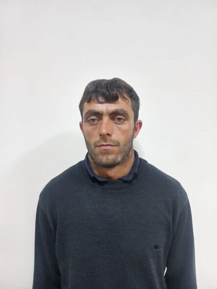 Kəlbəcər sakini qaçırdığı avtomobili yandırıb - FOTO