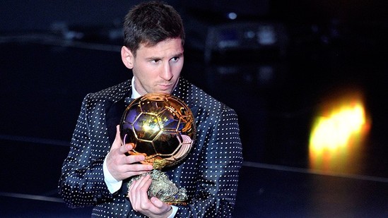 Messi 32 milyonluq maşın aldı - FOTO