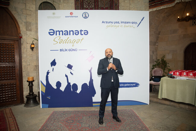 "Əmanətə Sədaqət" layihəsi çərçivəsində şəhid övladları üçün Bilik Günü tədbiri keçirilib