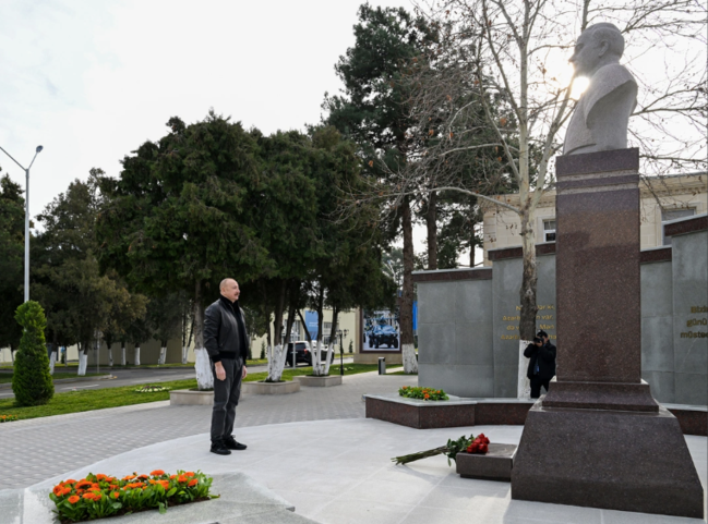 İlham Əliyev Tərtər elektromexanika zavodunun yenidənqurmadan sonra açılışında iştirak edib