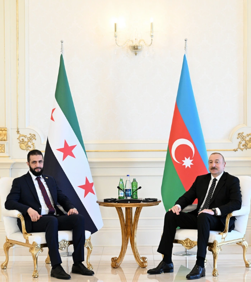İlham Əliyevin Suriyanın keçid dövrü prezidenti ilə geniş tərkibdə görüşü olub