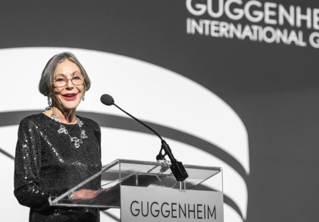 Dünyanın ən varlı 10 qadını - Görün birinci yerdə kim dayanır