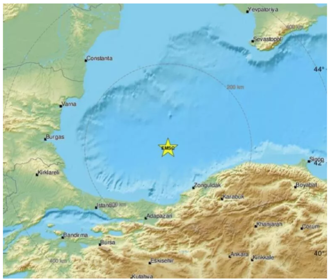 Türkiyədə güclü zəlzələ oldu