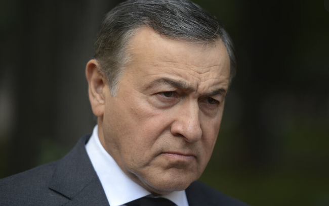 Bu dəfə Araz Ağalarovu hədəf aldılar - Foto