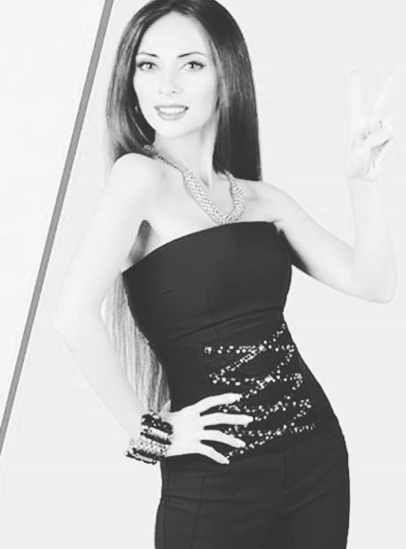 "Anam mənə cücə deyir" - 42 kilo olan Manana/ VİDEO