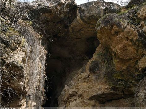 Ermənilərin özünküləşdirməyə çalışdığı Azıx mağarası - VİDEO