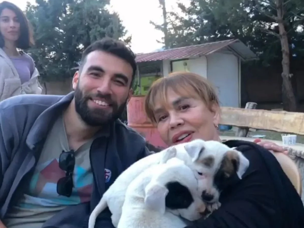 Sezen Aksu zəlzələ bölgəsinə gedib belə dəstək oldu - FOTO