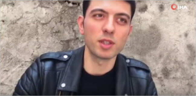 Türkiyədə himn səsi eşidən baş hakim oyunu dayandırıb - VİDEO