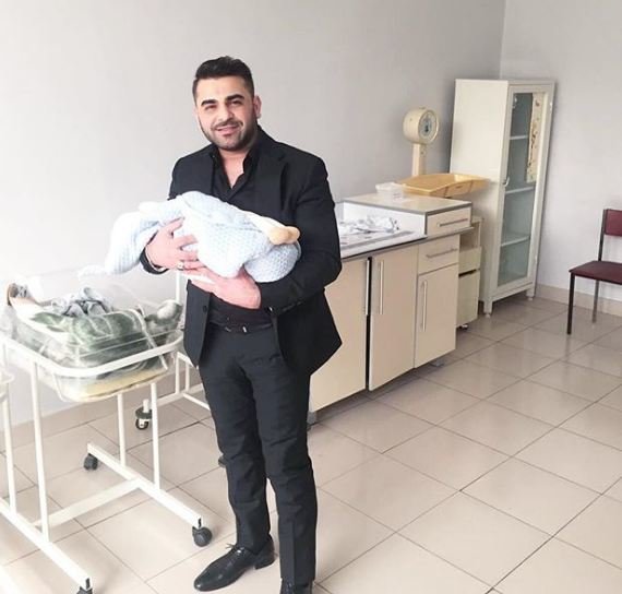 Azərbaycanlı aktyor ata oldu - Xəstəxanadan FOTOLAR