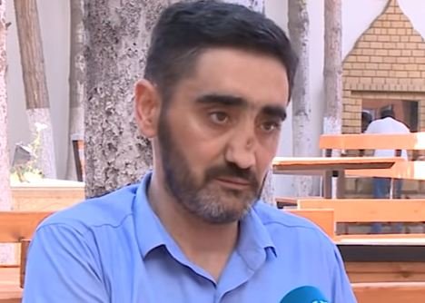 Arıqlayıb tanınmaz hala düşən Aydın Xırdalanlının dişləri də töküldü - VİDEO