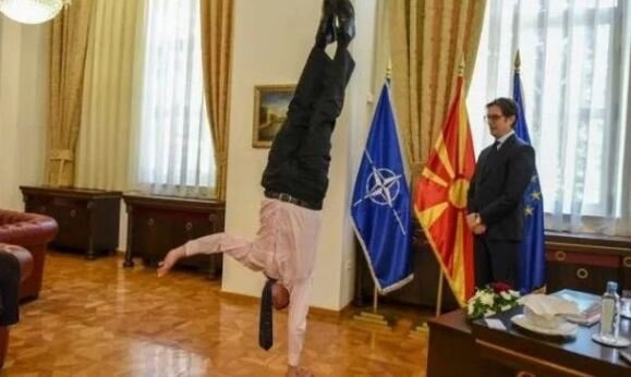 Ä°srail s&Eacute;firind&Eacute;n Makedoniya prezidentin&Eacute; idman Åousu â FOTO