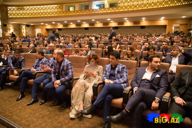 "Stalinin başı" filminin qalasına məşhurlar axışdı - FOTOLAR