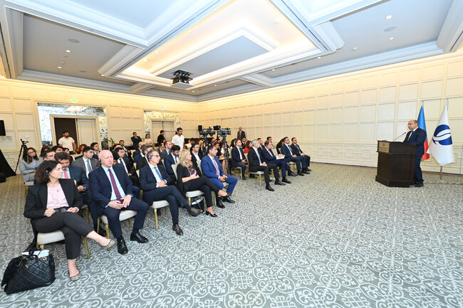 "Avrora" gənclərin təhsilinə belə töhfə verəcək