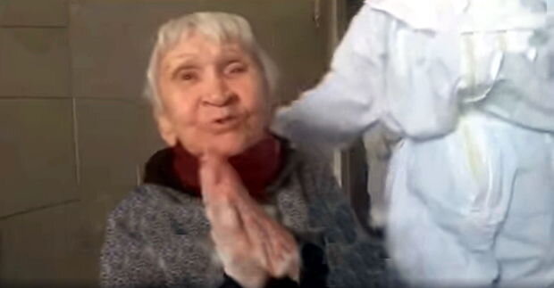 Qocalar evinin 100 yaşlı sakini koronavirusa qalib gəldi - VİDEO