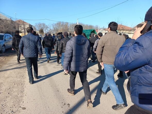 Binəqədidəki partlayışda həlak olan polis əməkdaşı dəfn edildi - FOTO