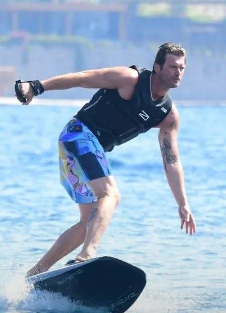 Kıvanç Tatlıtuğun jetsörfinqdəki MƏHARƏTLƏRİ