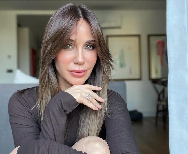 Demet Şener imicini dəyişdi