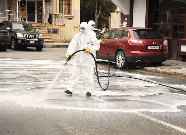 Bu gün paytaxtın 555 küçəsi yuyuldu