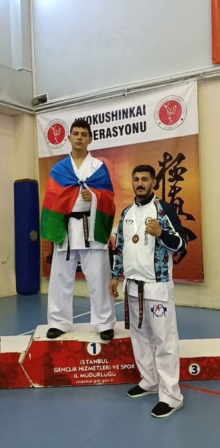 Dünya çempionu Tunar Axundzadəyə iki nüfuzlu hakim adı verildi