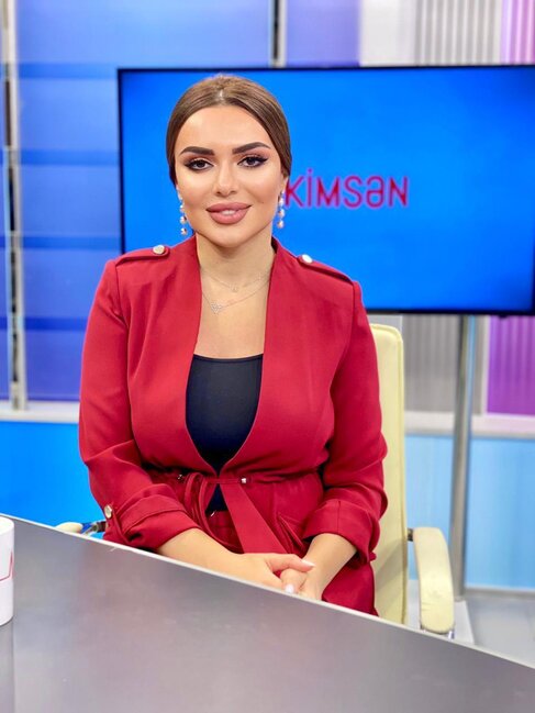 Ana 40 yaşında yenidən övlad dünyaya gətirir, böyük uşağı isə artıq ailə qurur - bu nə dərəcədə normaldır? - PSİXOLOQDAN AÇIQLAMA