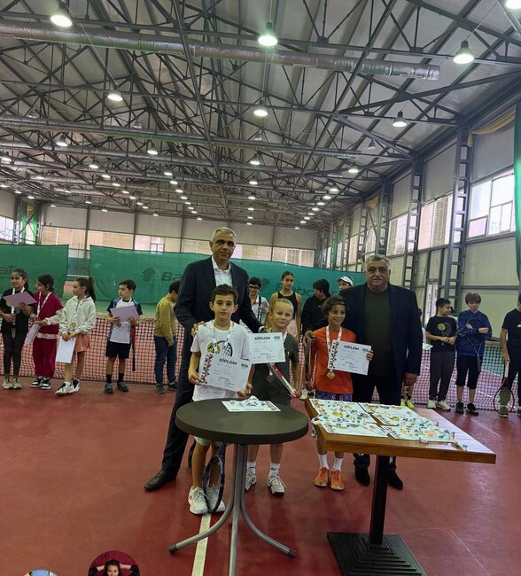 Azərbaycanlı tennisçi Cahangir Aslanov beynəlxalq turnirin qalibi oldu