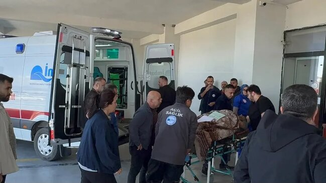 Türkiyədə mədəndə uçqun: Dağıntılar altında qalanlar var