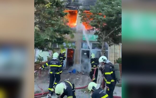 Xırdalanda obyektdə güclü yanğın oldu - Video