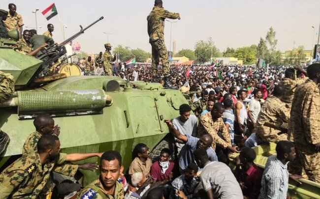Sudanda üçgünlük atəşkəs qüvvəyə minib