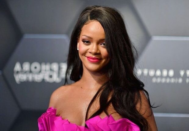 Rihanna dörd il fasilədən sonra yeni ifasını təqdim etdi - AUDİO
