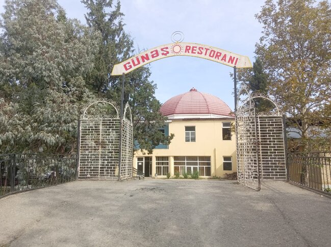 92 nəfərin zəhərləndiyi restoran bağlandı - Fotolar