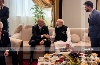 İlham Əliyev Bişkekdə Narendra Modi ilə söhbət etdi - FOTO