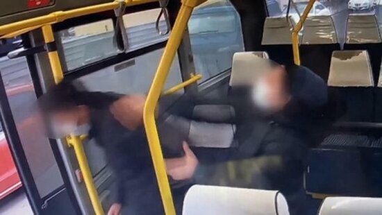 Məktəbli qıza qarşı edilən iyrənc hərəkət şəhər sakinlərini həyəcanlandırdı - FOTOLAR