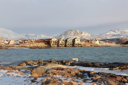 Bu adanın sakinləri zamandan imtina etdi: Qərarın səbəbi maraqlıdır (FOTO)