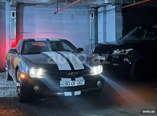 "Günahkaram ki, kimsə 300 manat alır?" deyən deputatın nəvəsinin BAHALI MAŞINI - FOTO