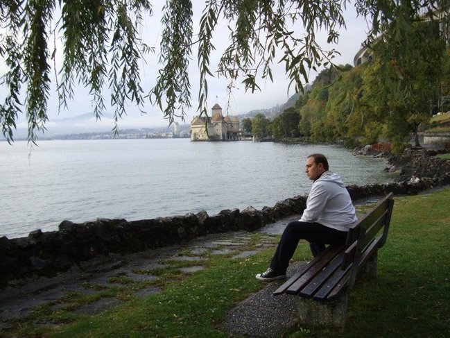 Bakıda narkoman əri tərəfindən eyvandan atılan qadın bu tanınmış şirkətin vəzifəli əməkdaşı imiş