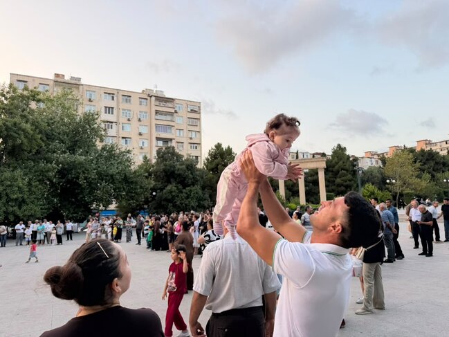 Bakıda axşam konsertləri davam edir - Fotolar