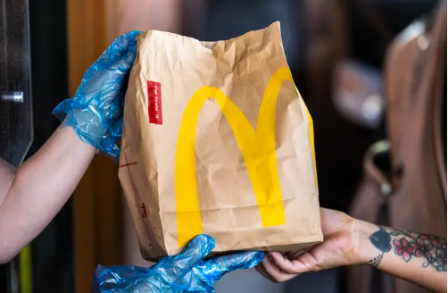 "McDonalds"ın keçmiş işçisi kartof-frini evə təzə çatdırmağın SİRRİNİ AÇDI