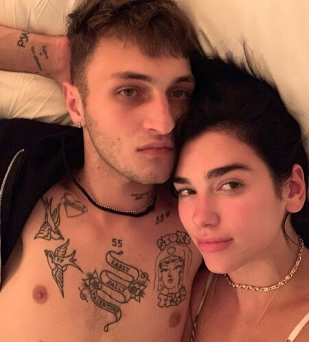 Dua Lipa Ənvər Hədidlə SƏMİMİ FOTOLARINI PAYLAŞDI