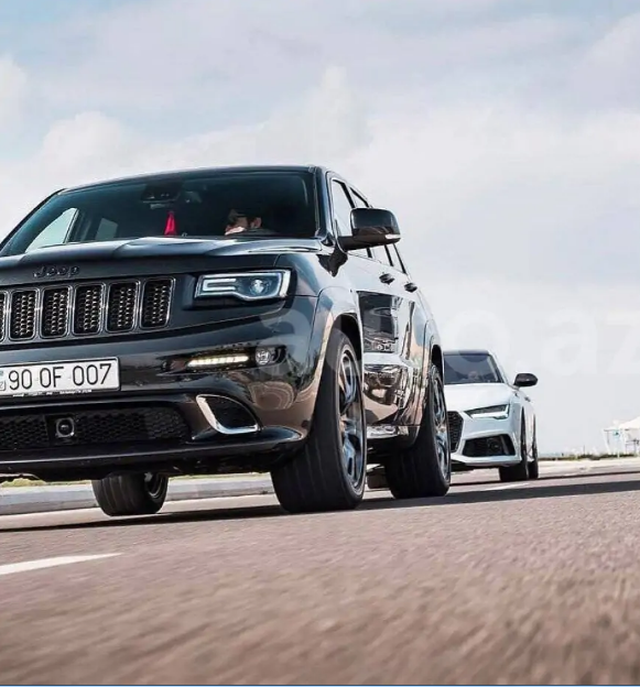 "Günahkaram ki, kimsə 300 manat alır?" deyən deputatın nəvəsinin BAHALI MAŞINI - FOTO