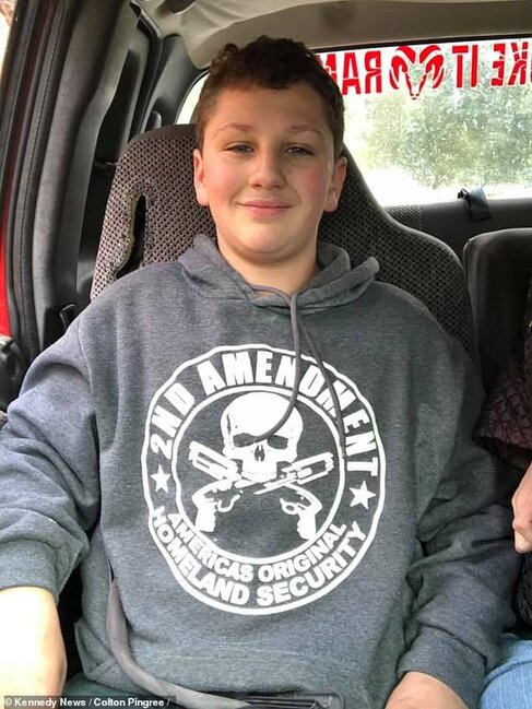 Telefonu şarja qoyub yuxuya gedən yeniyetmə BELƏ YANDI - FOTO+18