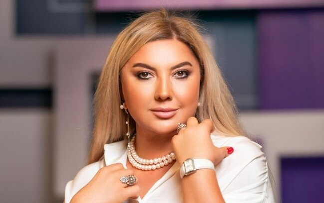 "Abid Şərifovun xanımı o qadınlara həsəd aparırdı"