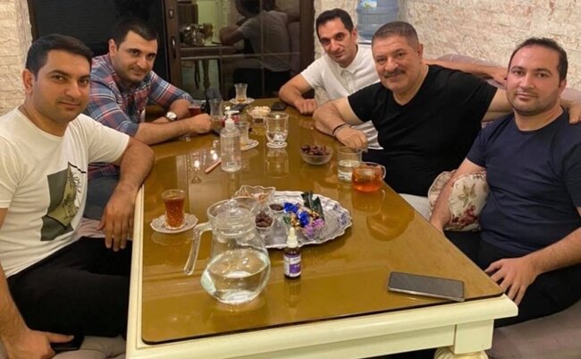 Ağadadaş Ağayev toya hazırlaşır