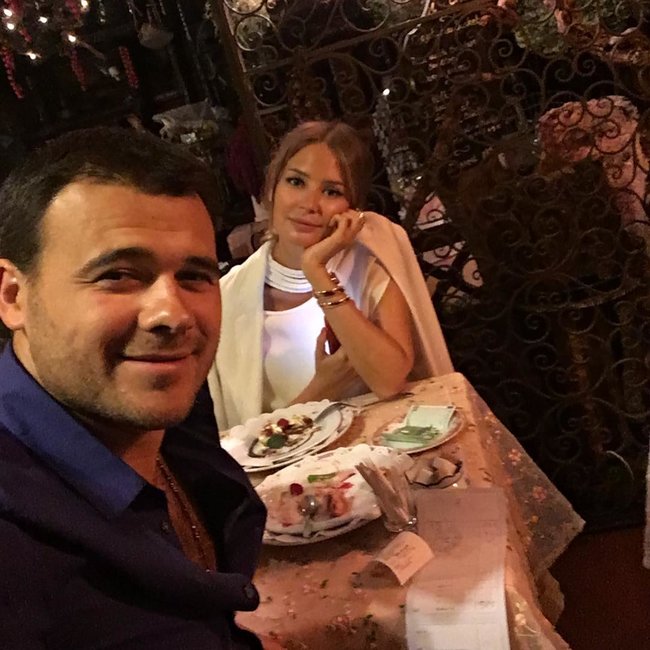 Emin Ağalarovu xanımı belə təbrik etdi - FOTO